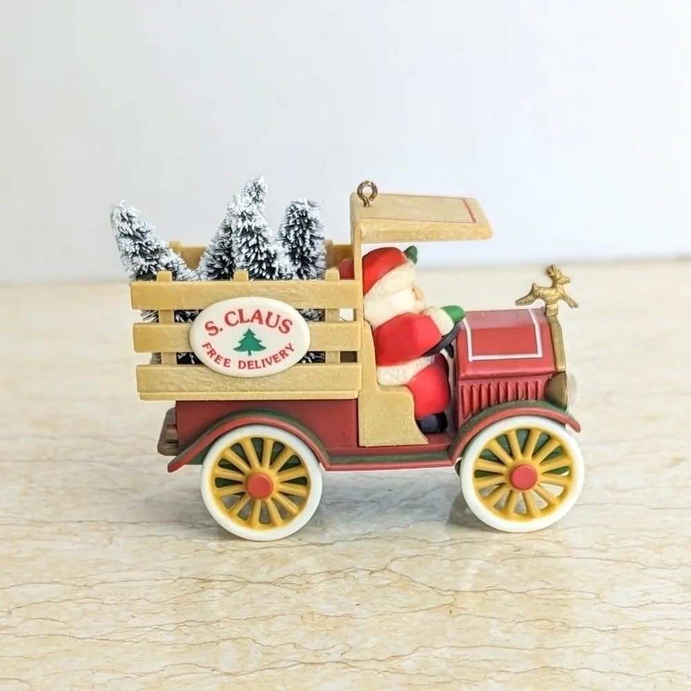 Vintage Hallmark Santa's Deliveries 1984 Collection #6 Christmas Ornament